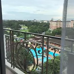 Staycation Nook Between Ayala And Sm Malls