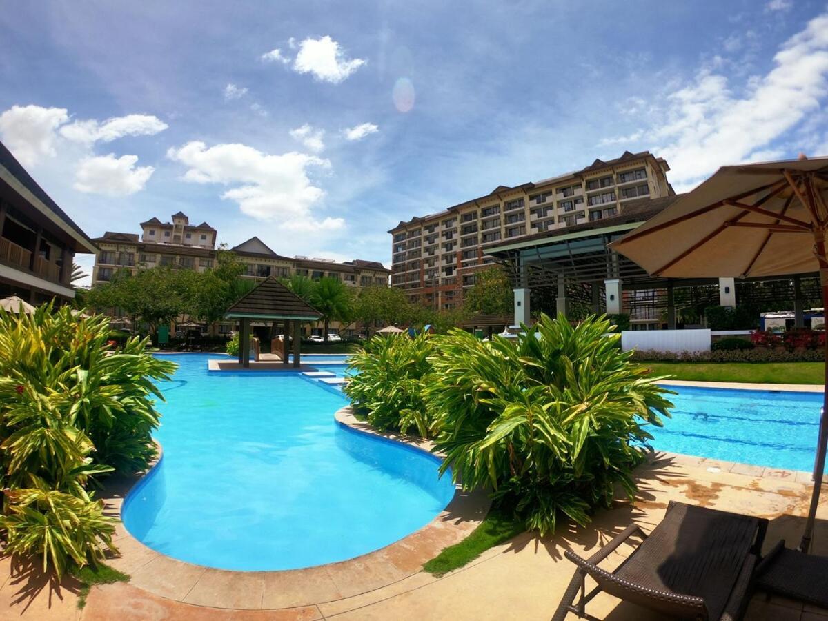 Staycation Nook Between Ayala And Sm Malls *