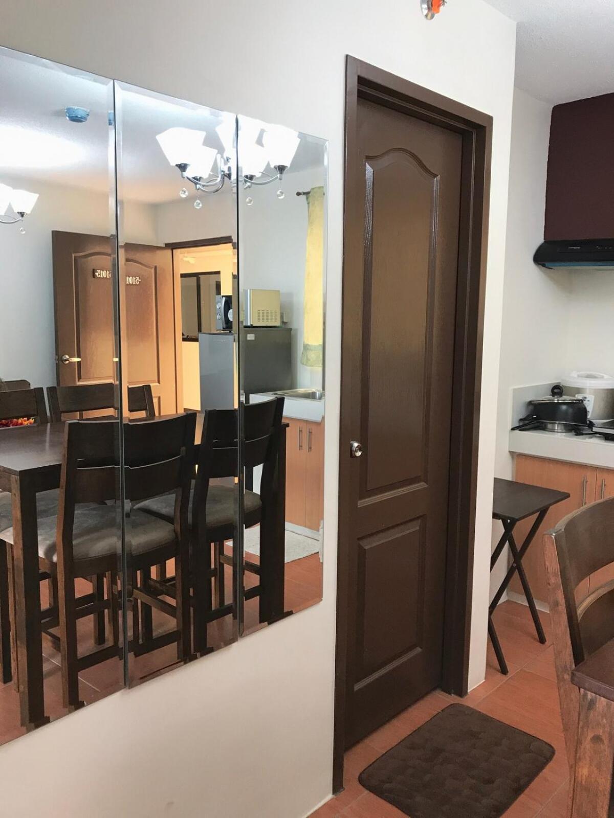 Staycation Nook Between Ayala And Sm Malls